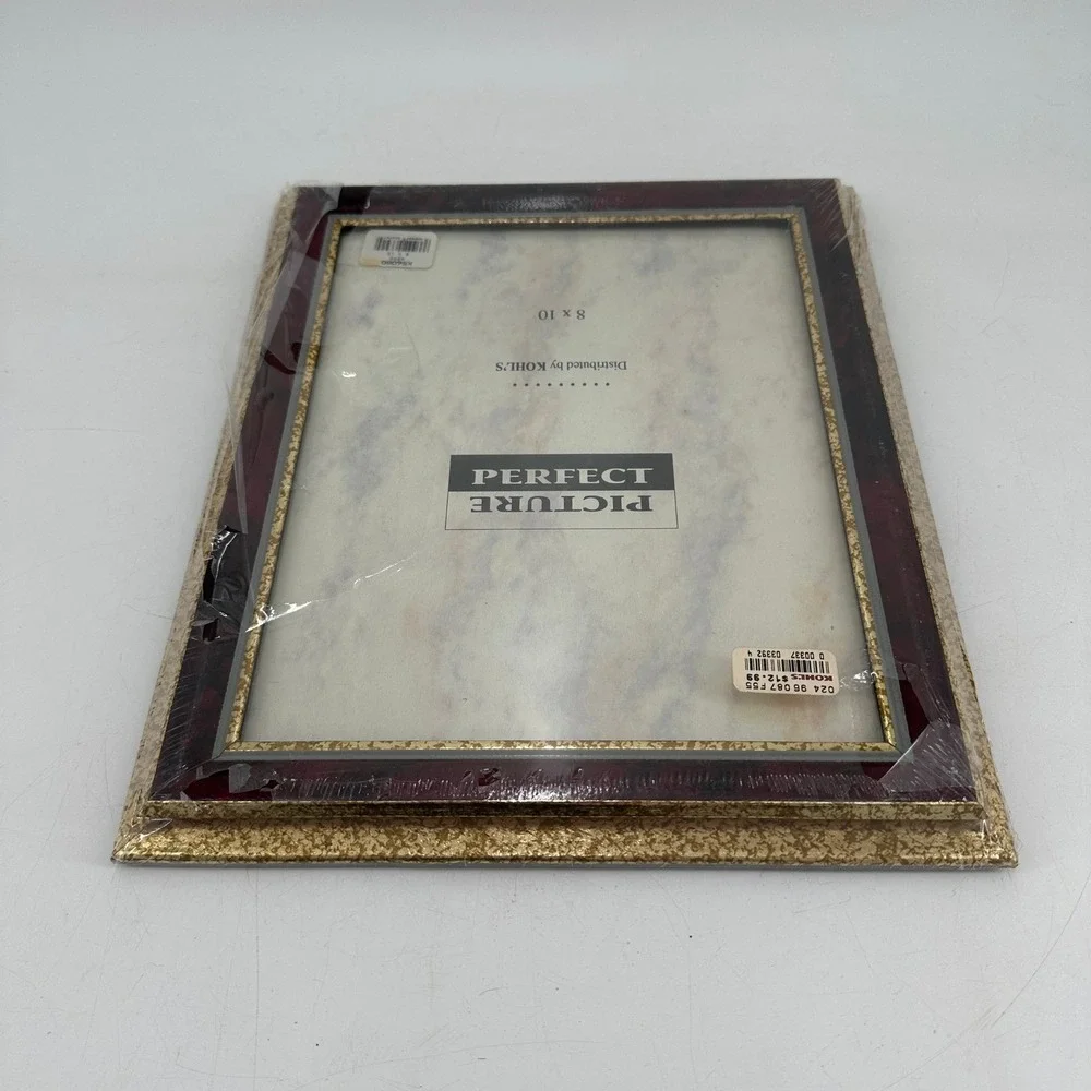Fetco Picture Perfect 8x10 Photo Frame Burgundy Marble Gold Textured KS6080